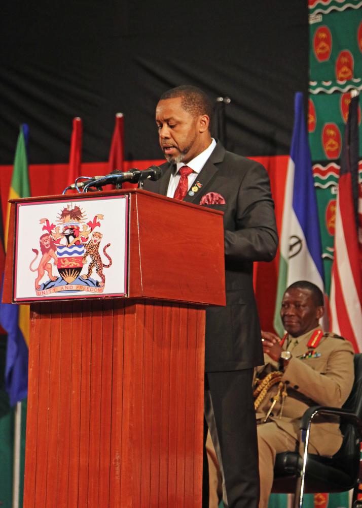 Saulos_Klaus_Chilima,_vice_president_of_Malawi_speaks_during_the_African_Land_Forces_Summit_2017.jpg